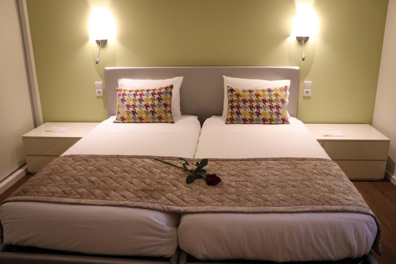 Quarto Twin Standard