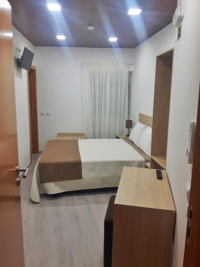 Quarto Duplo com Casa de Banho Privativa