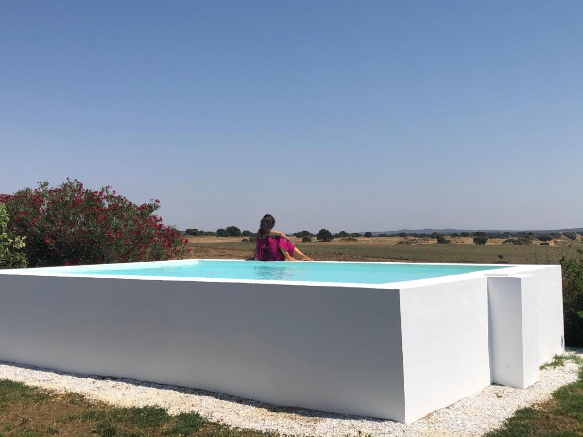 Villa com Piscina Privada