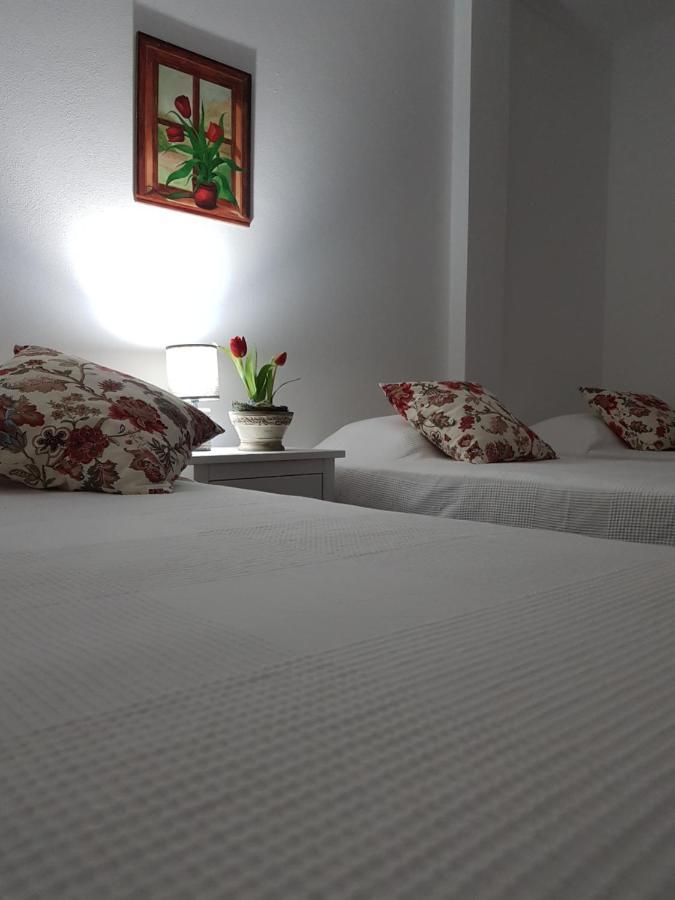 Quarto Triplo com Casa de Banho