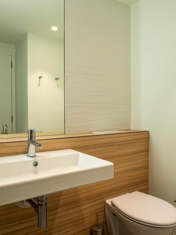 Quarto Twin Standard