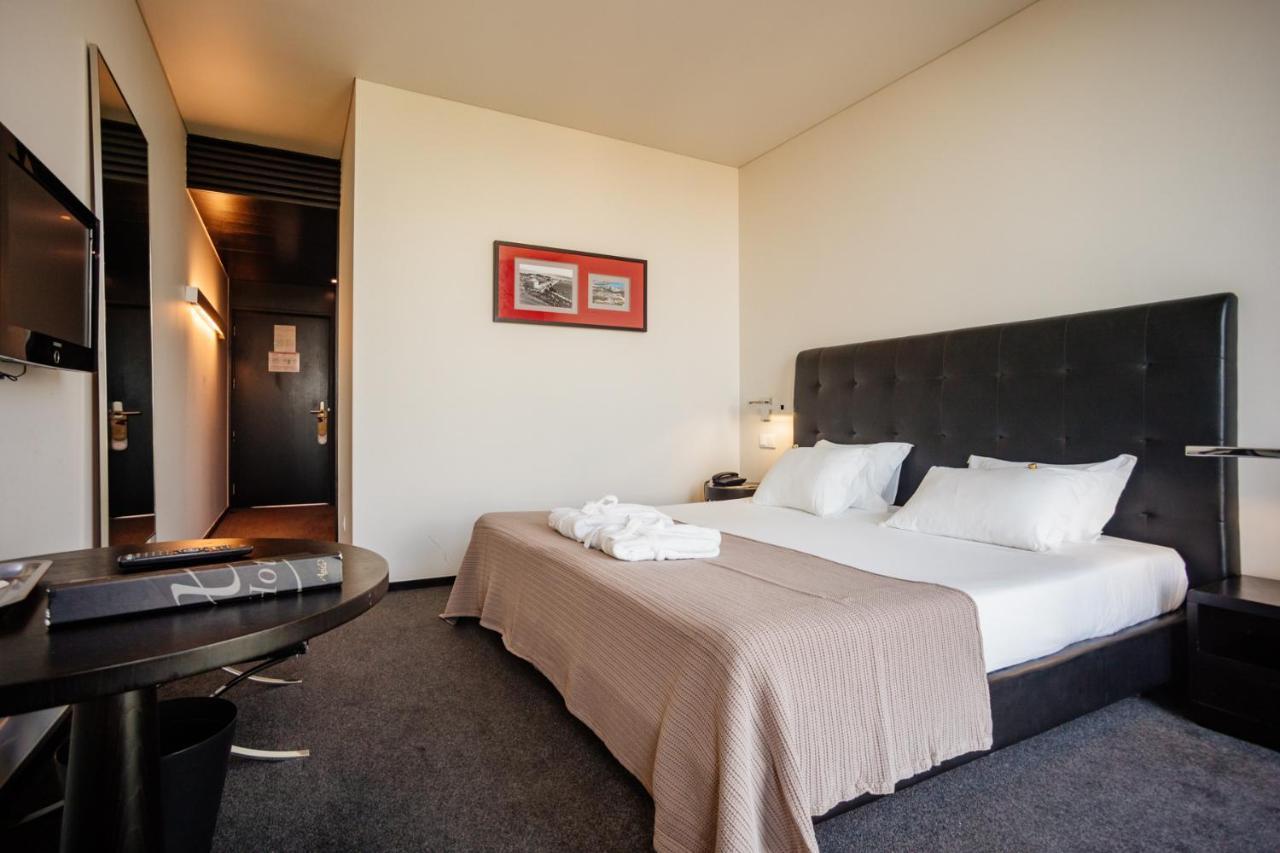 Habitación Doble (2 adultos + 1 niño) - 1 o 2 camas