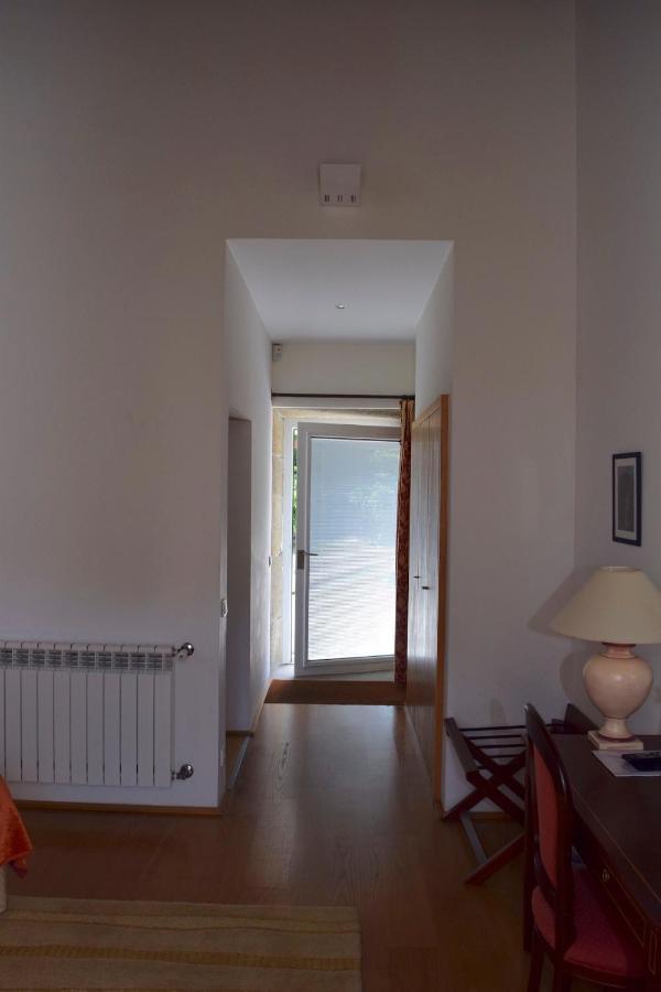 Quarto Duplo com Casa de Banho Privativa