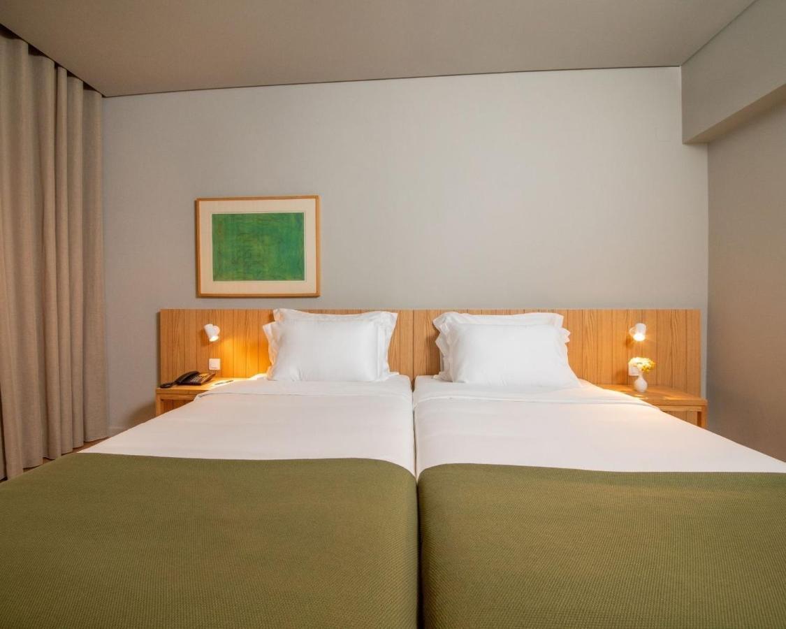 Quarto Twin com Vista Jardim
