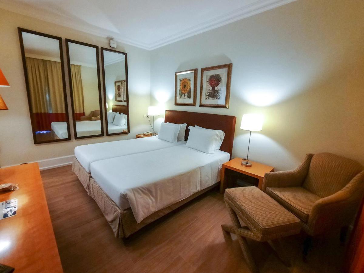 Twin Room,1150670948:JPEG