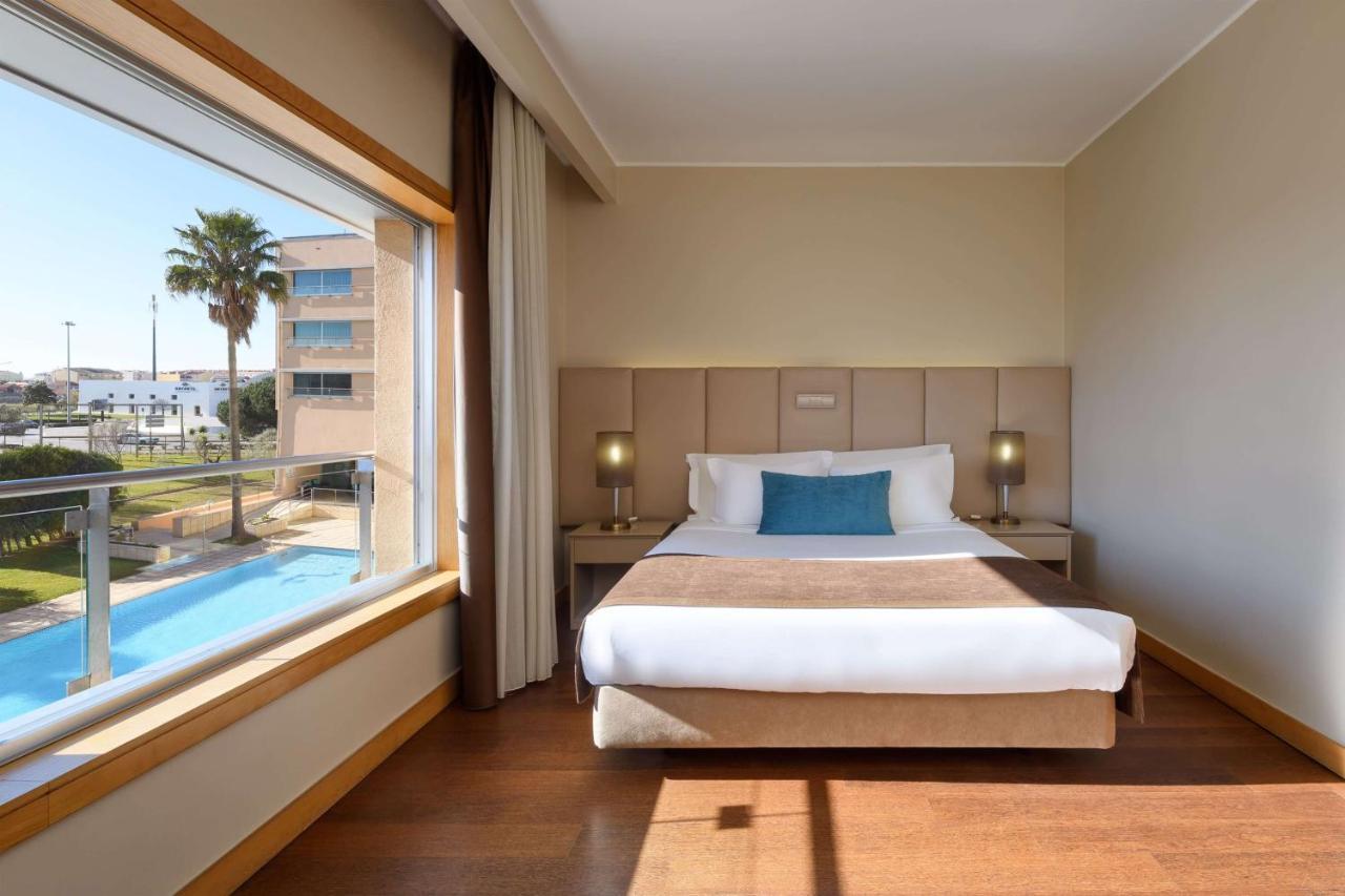 Quarto Duplo Premium com Vista Piscina - Não Fumadores