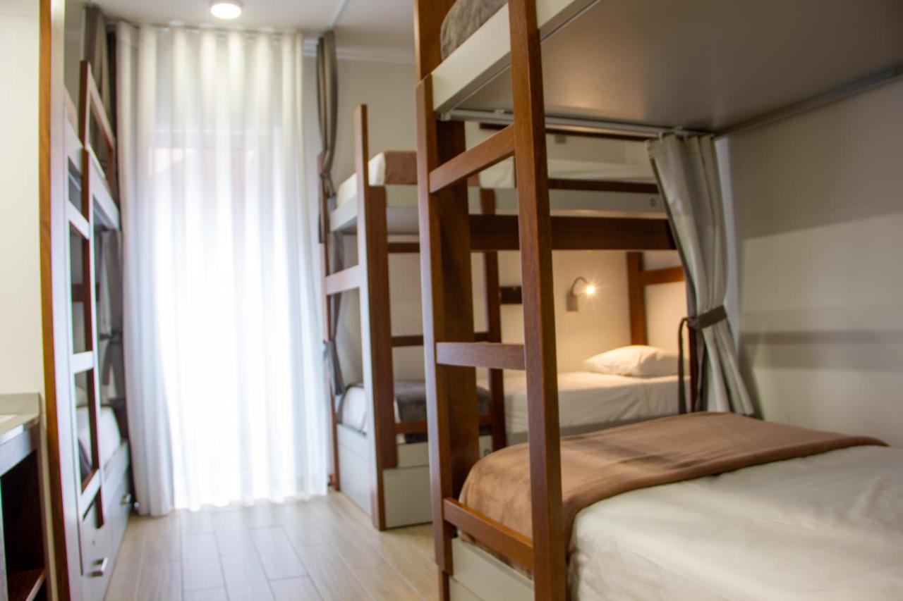 Bed 6-Bed Dormitory Room,1739542864:JPEG