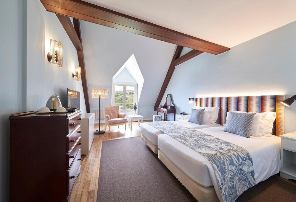 Premium Twin Room Balcony