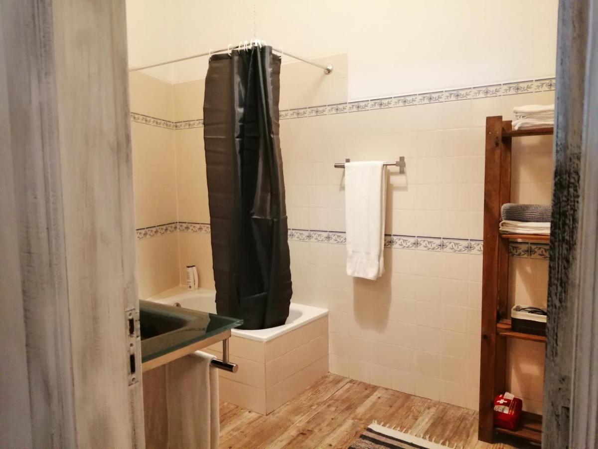 Family Room Private Bathroom