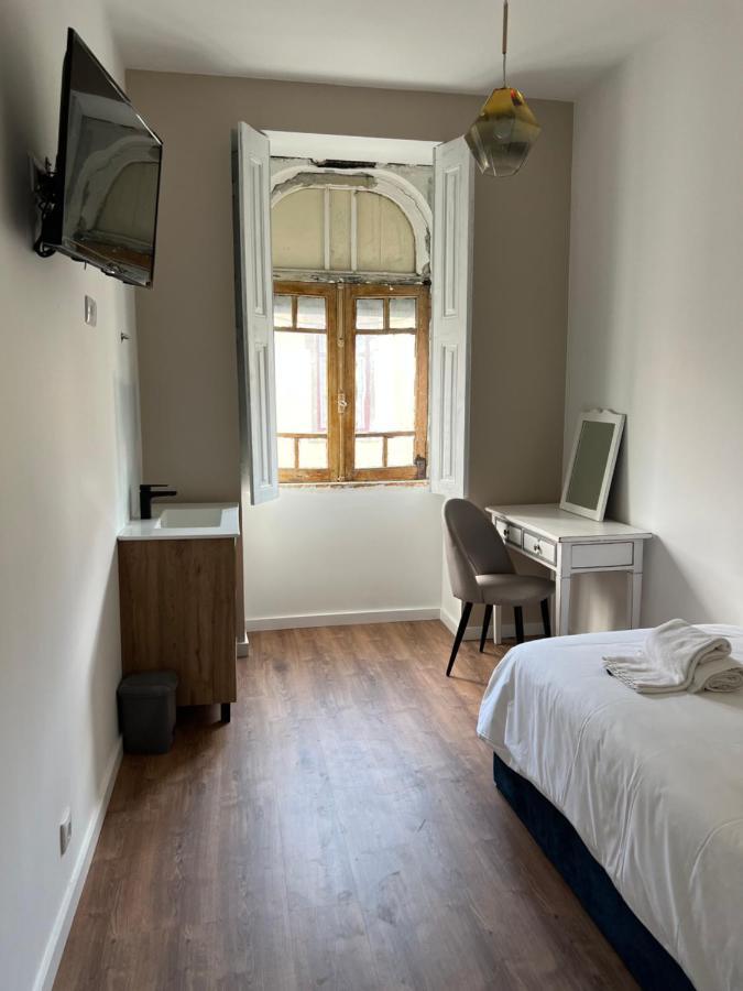 Budget Single Room