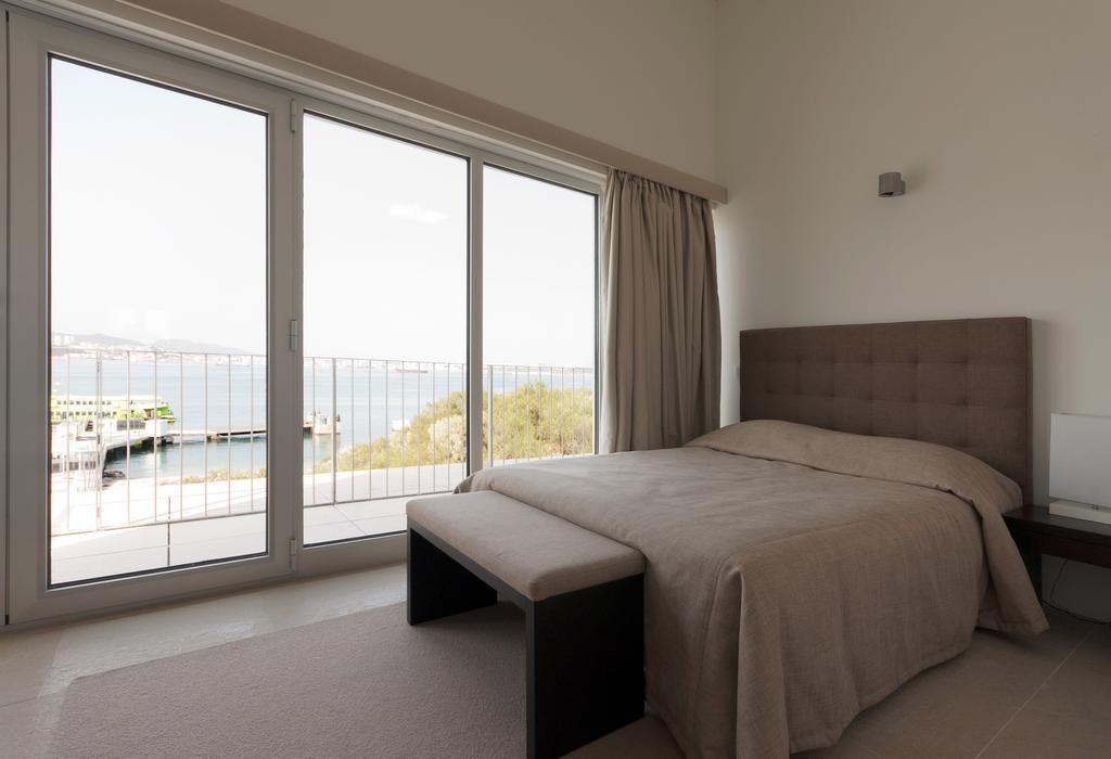Apartamento Dúplex com 2 Quartos e Vista Marina