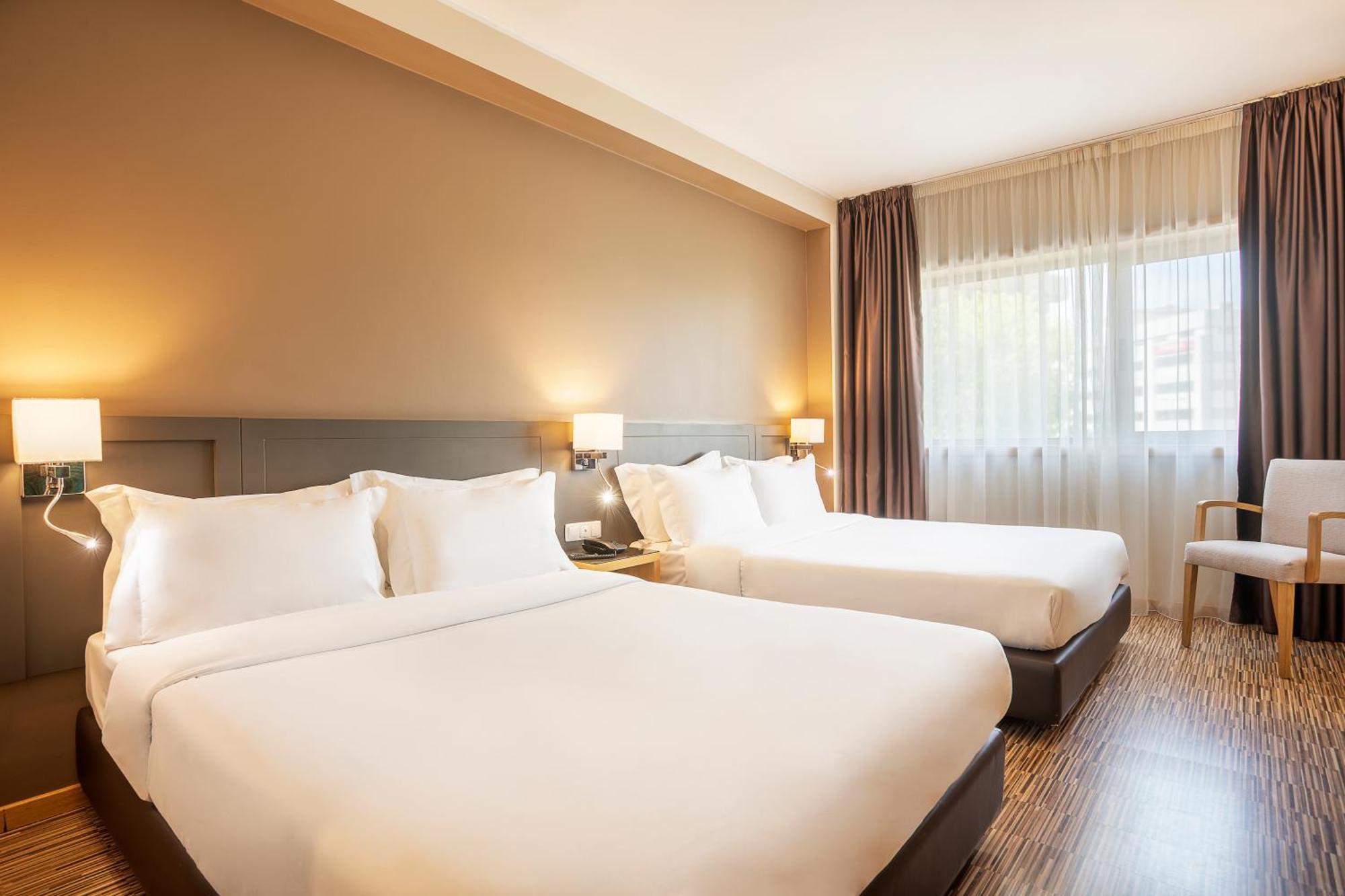 Twin Plus Room (4 Adults)
