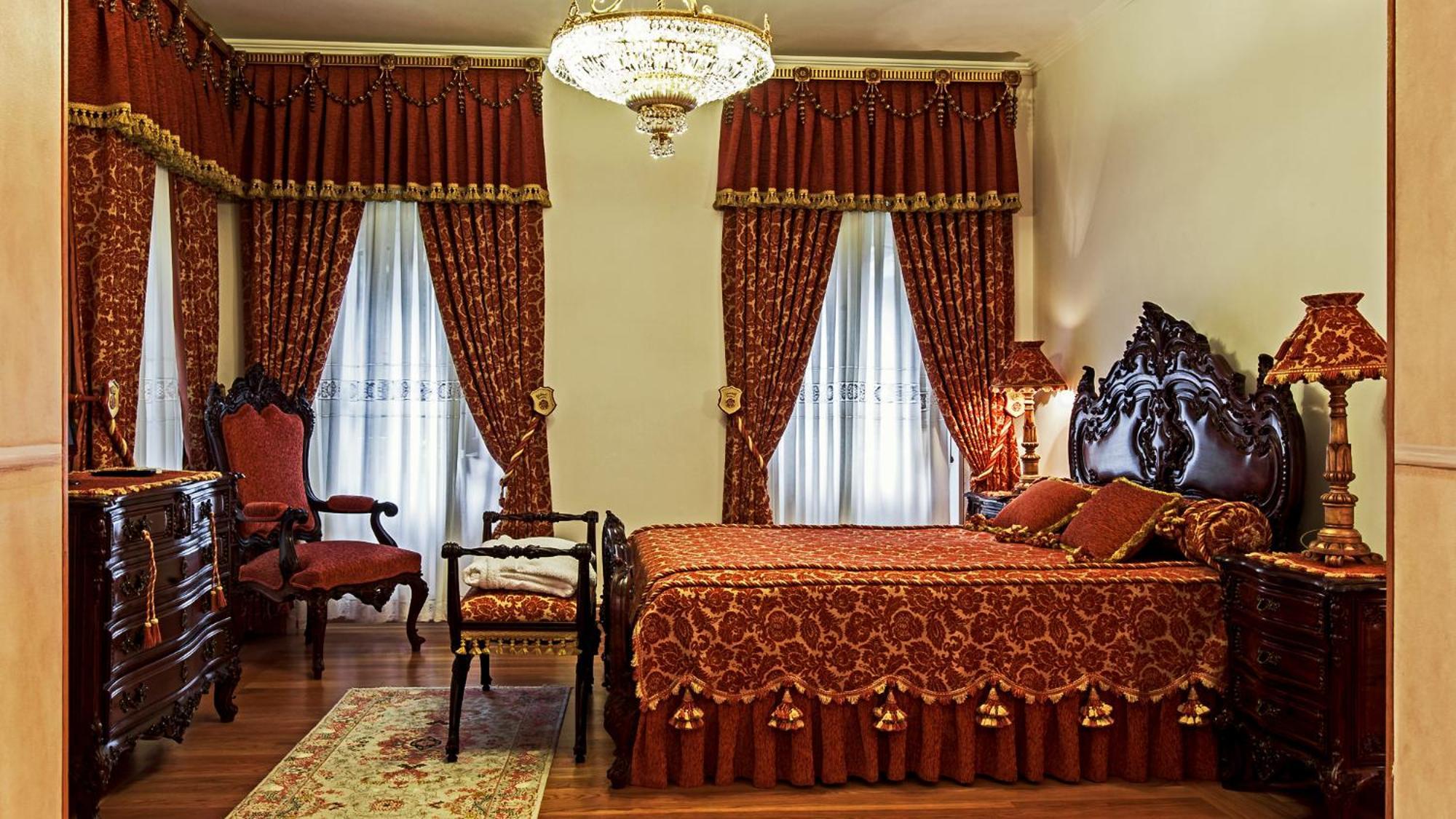 King Suite with Balcony