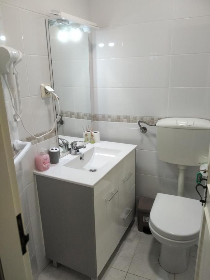 Habitación Doble con baño privado externo