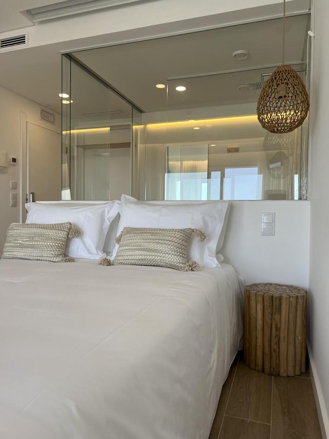 Quarto Duplo Deluxe com Varanda e Vista Mar