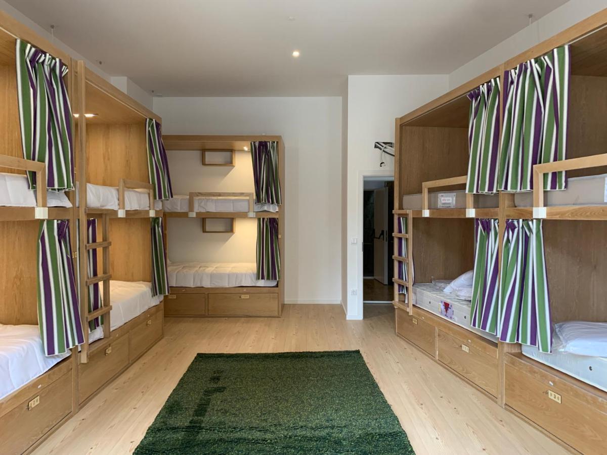 Bed 12-Bed Female Dormitory Room