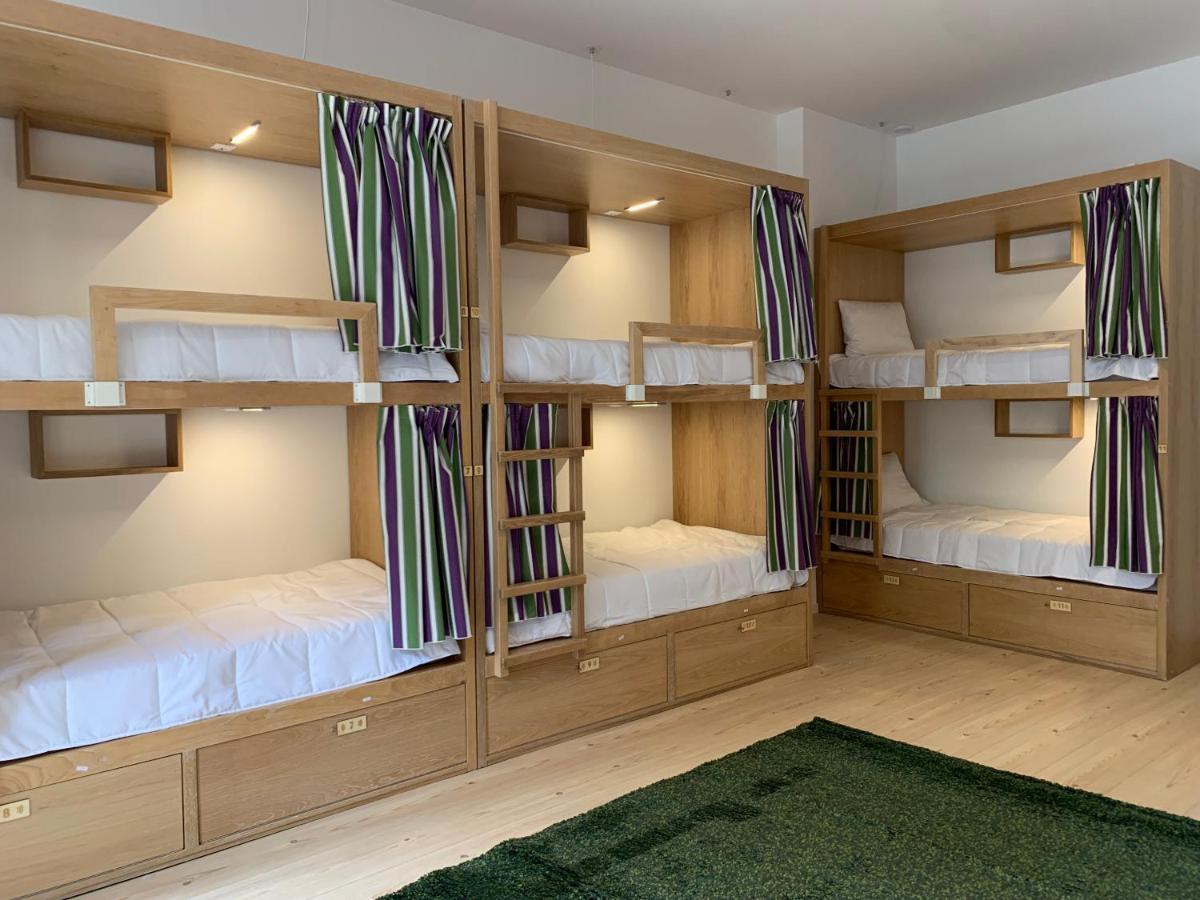 Bed 12-Bed Female Dormitory Room