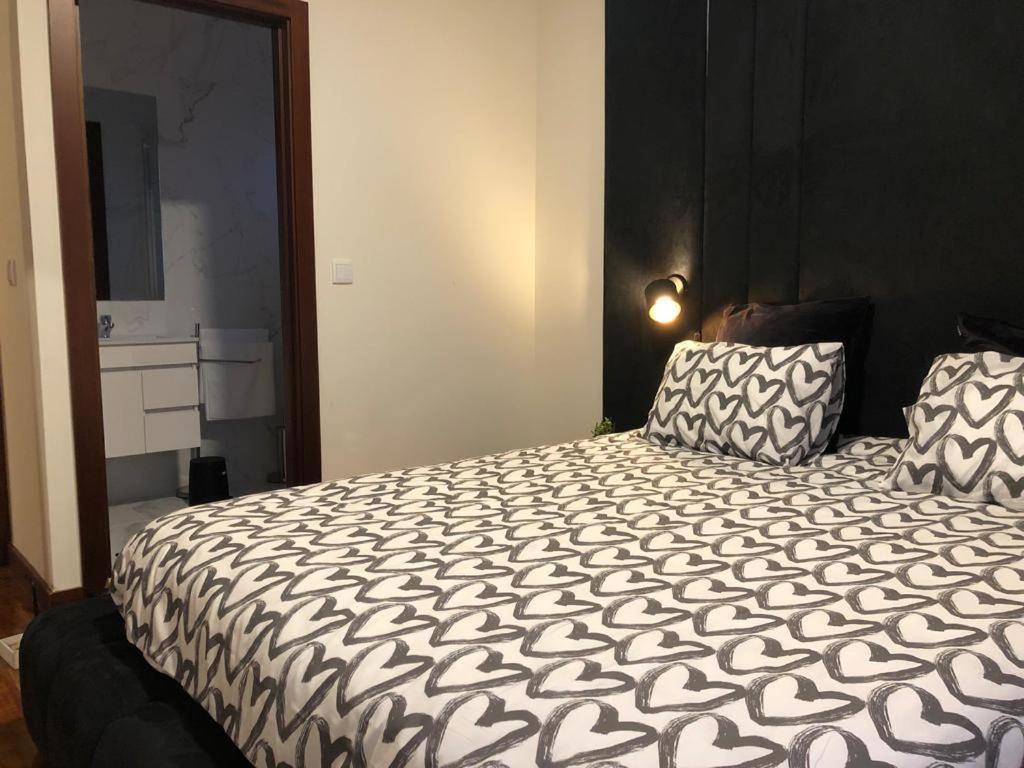 Quarto Twin com Casa de Banho Privativa