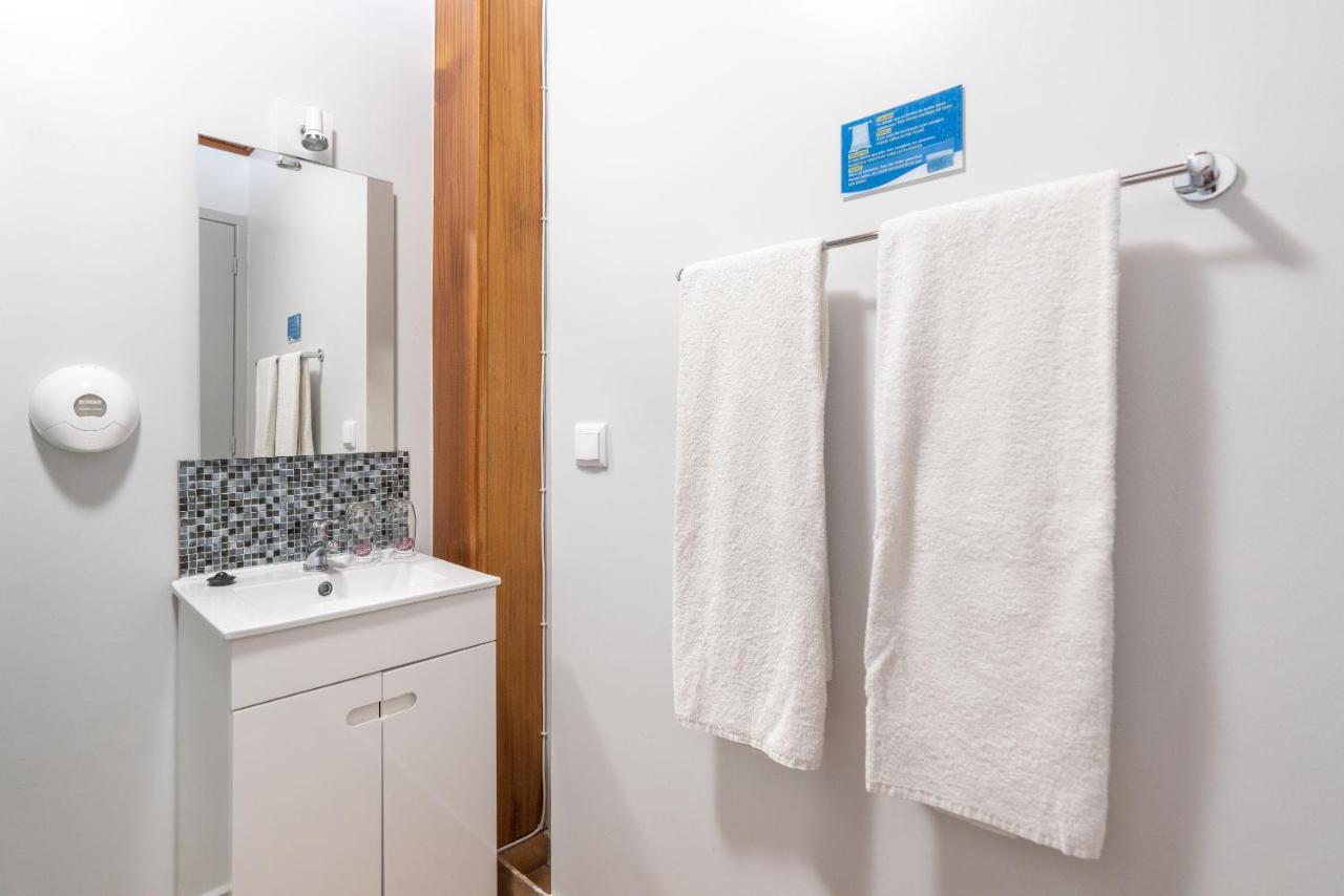 Double or Twin Room Partial Sea View