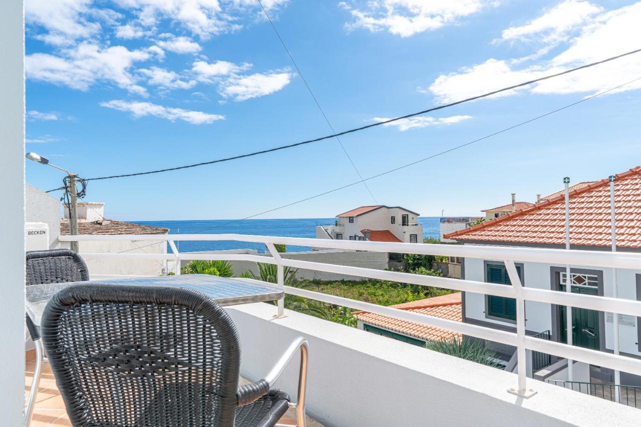 Double or Twin Room Partial Sea View