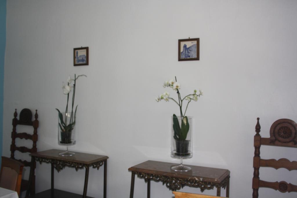 Single Room with Shared Bathroom