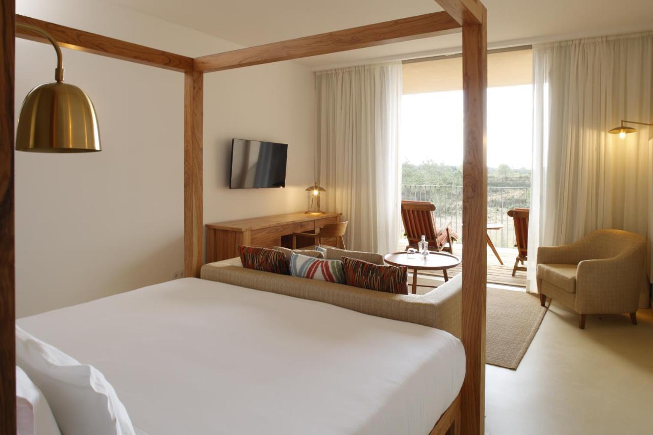 Premium Double Room Balcony Park View
