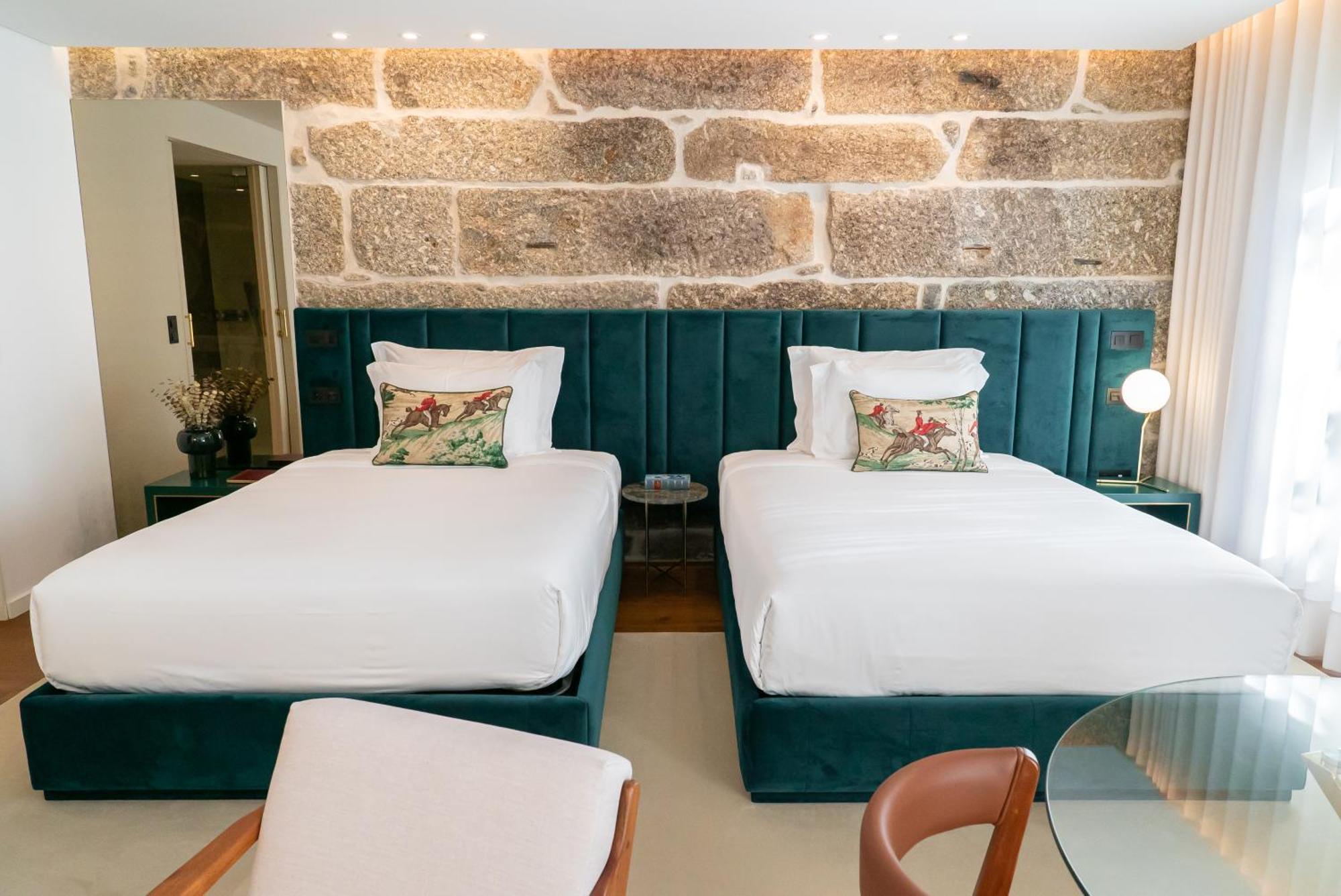 Large Double or Twin Room,1552058449:JPEG
