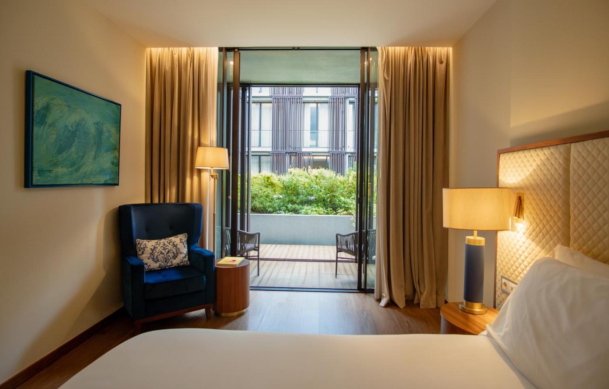 Premium King Room Balcony,1604137724:JPEG