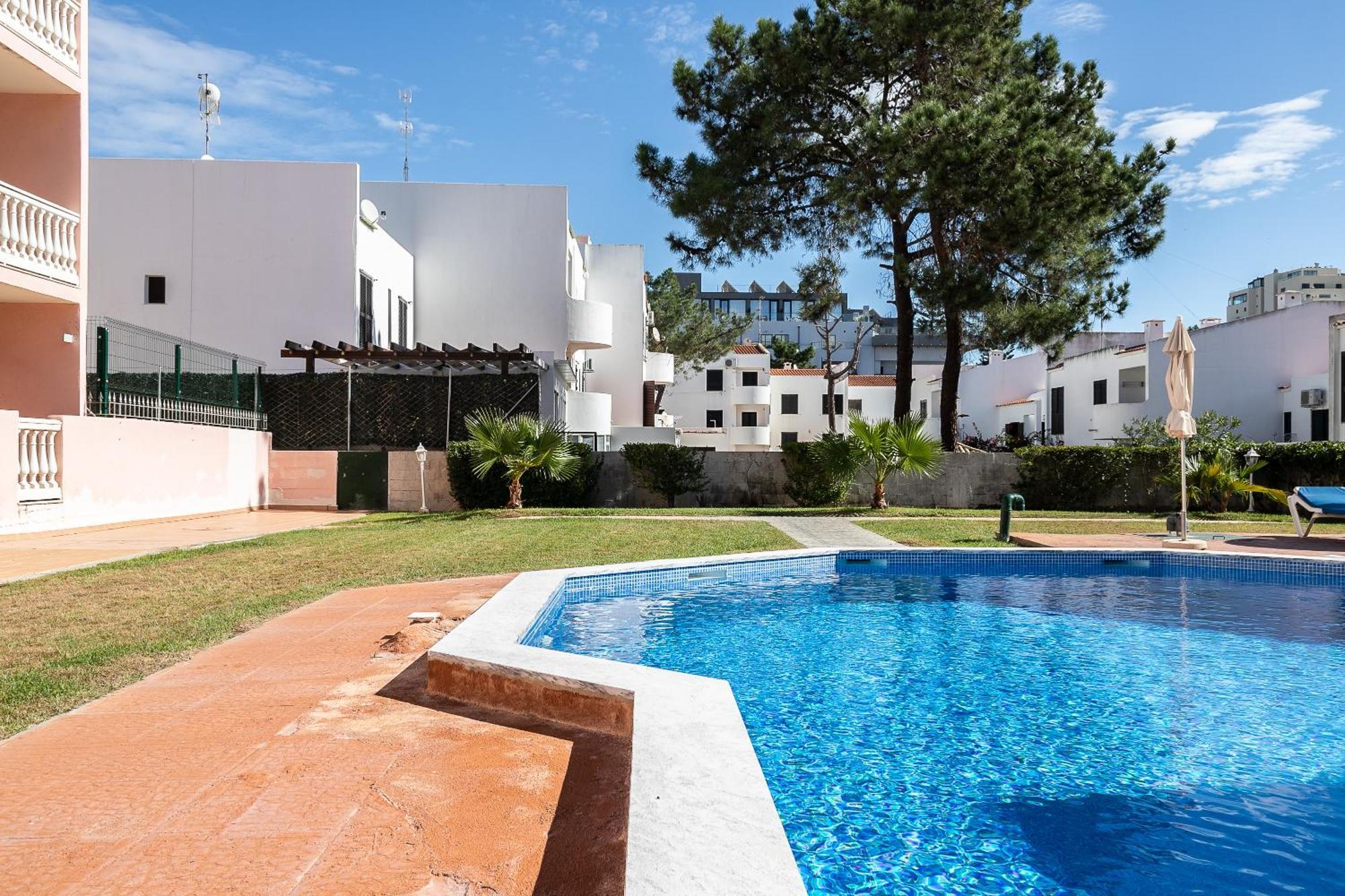 Apartamento com 1 Quarto