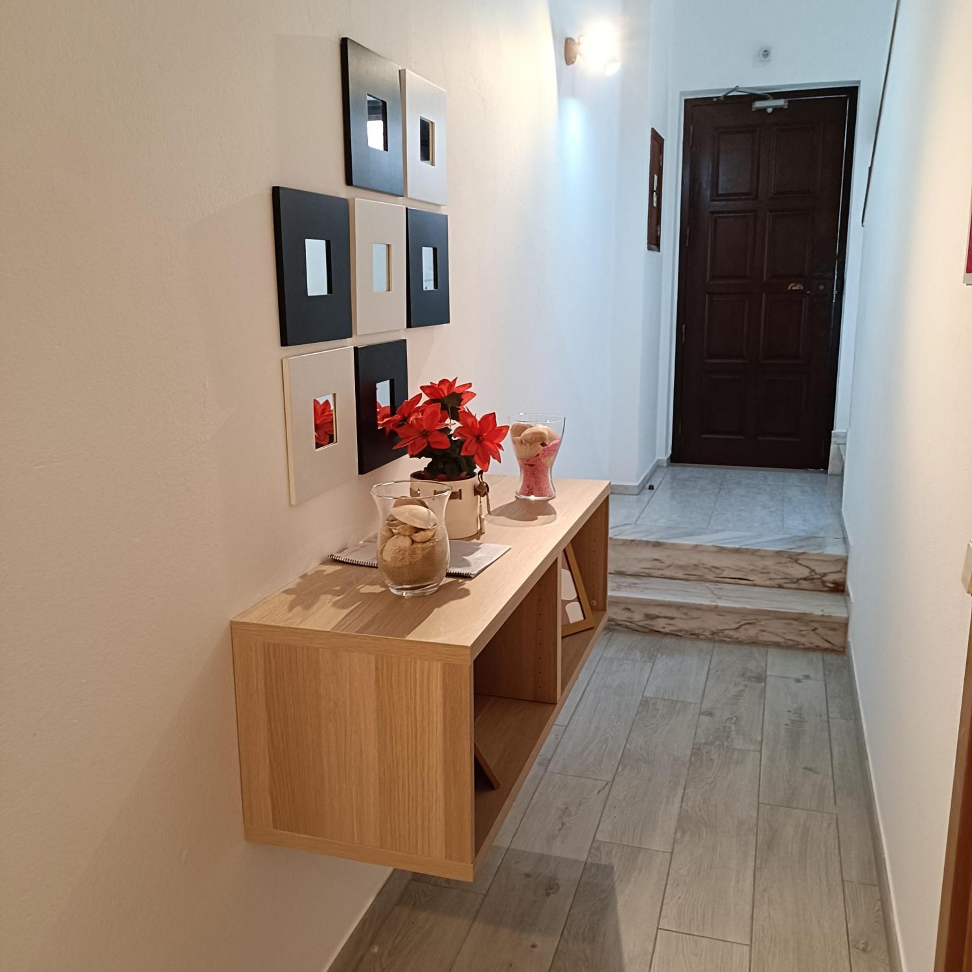 Twin Room Private Bathroom
