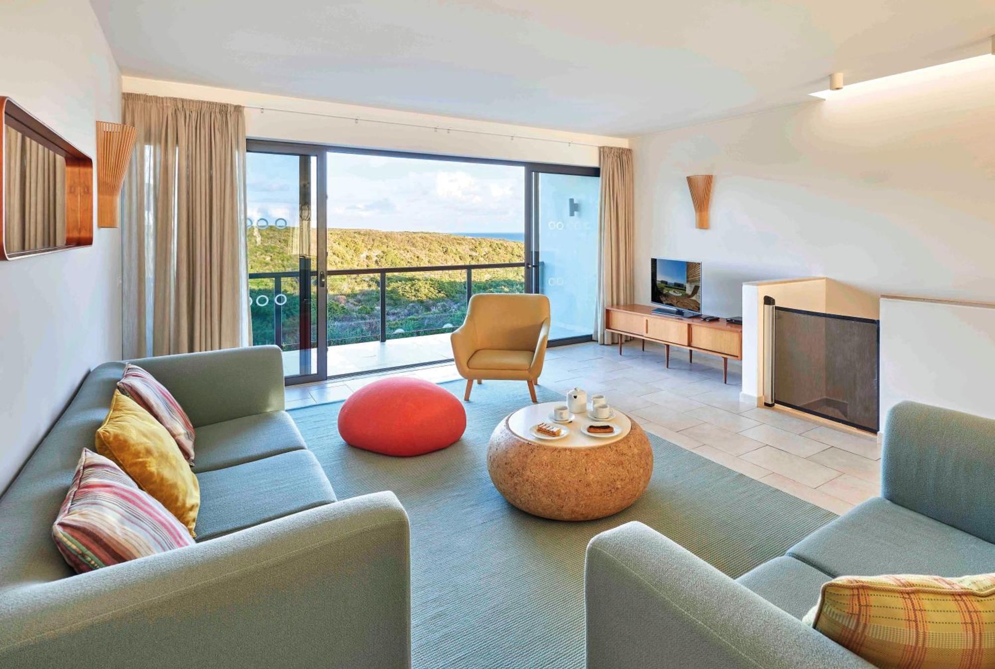 Two-Bedroom House Sea View