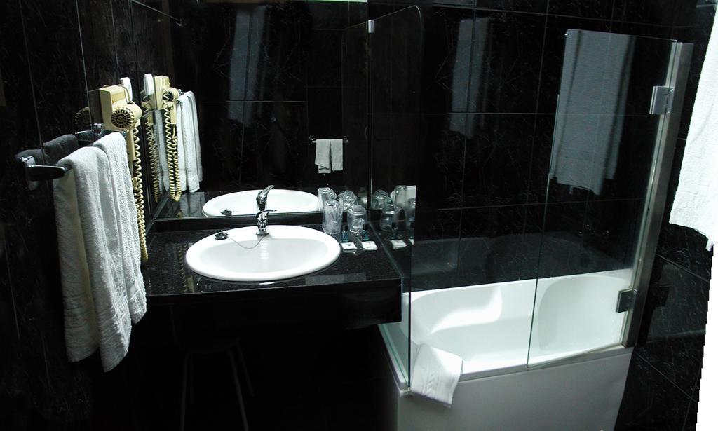 Quarto Twin