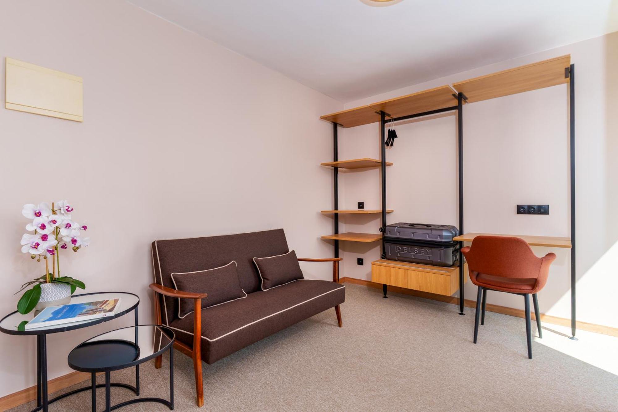 Standard Suite