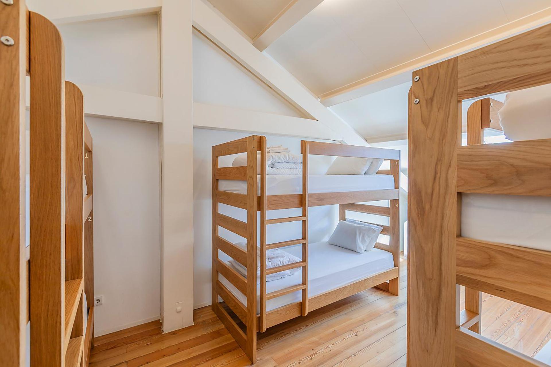 Bett im Frauenschlafsaal mit 6 Betten