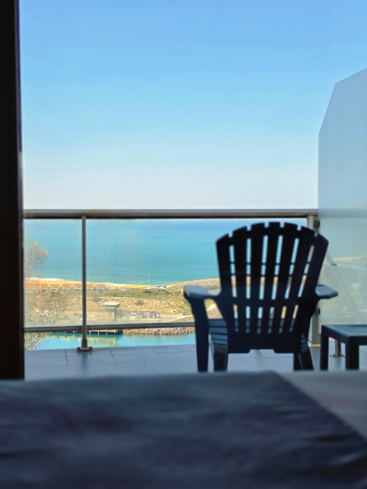 Double or Twin Room Sea View