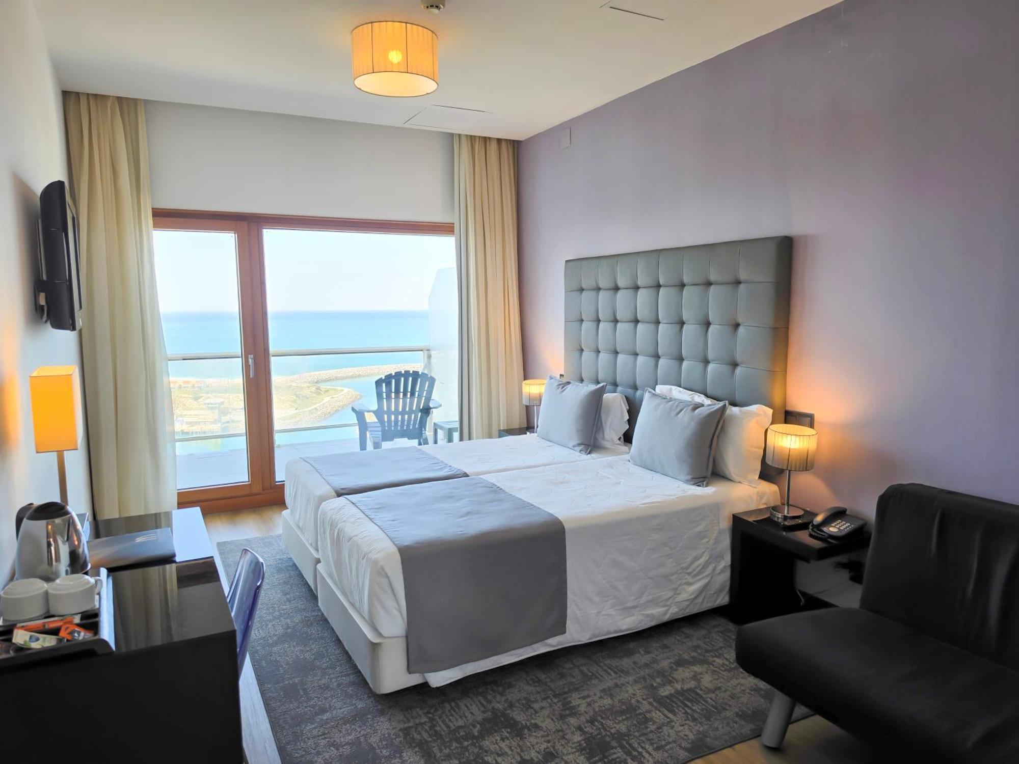 Double or Twin Room Sea View