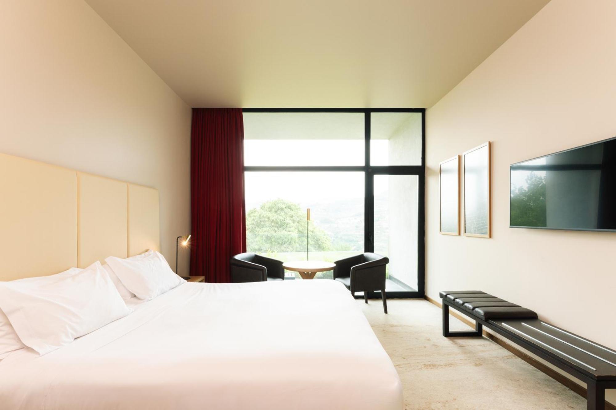 Doppelzimmer mit Gartenblick