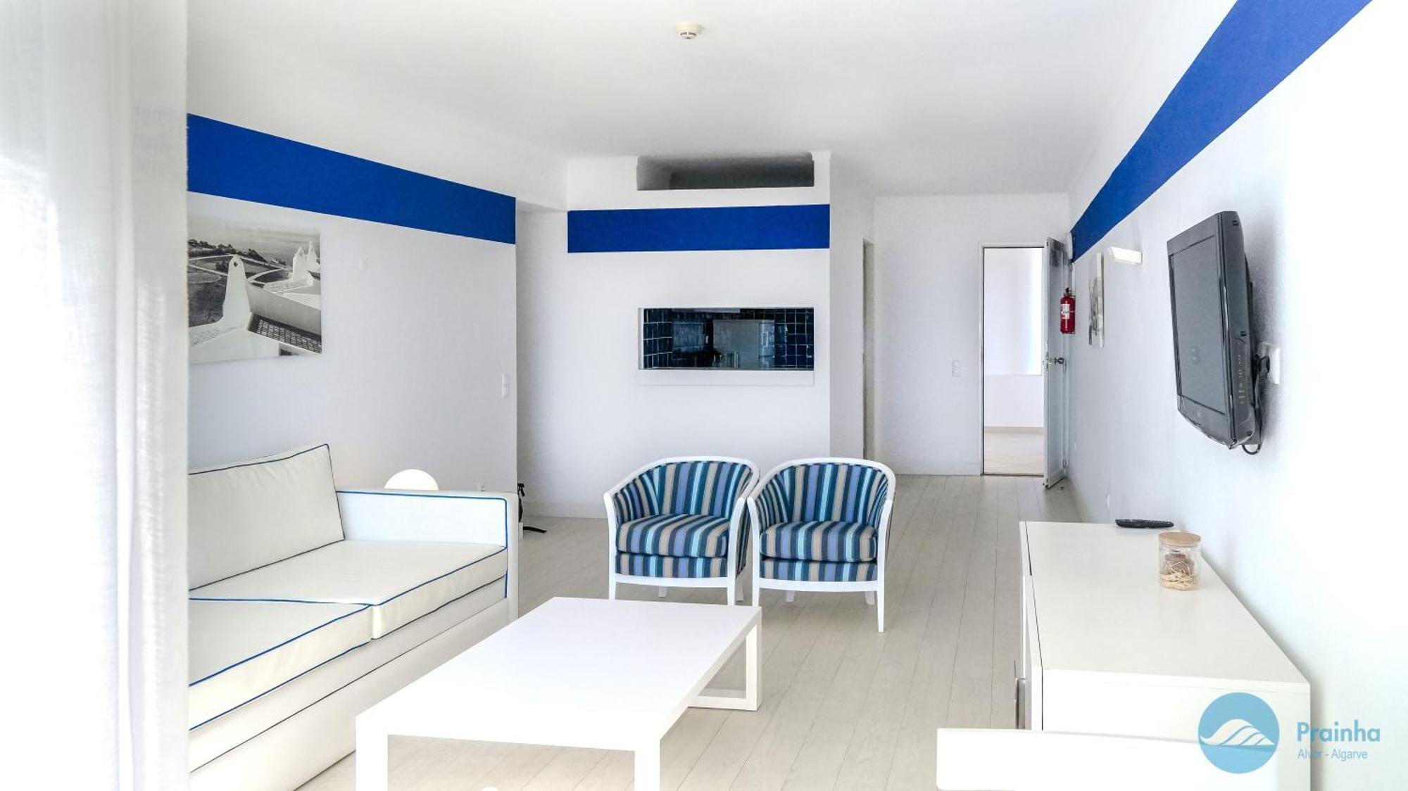 Master One-Bedroom Apartment Sea View