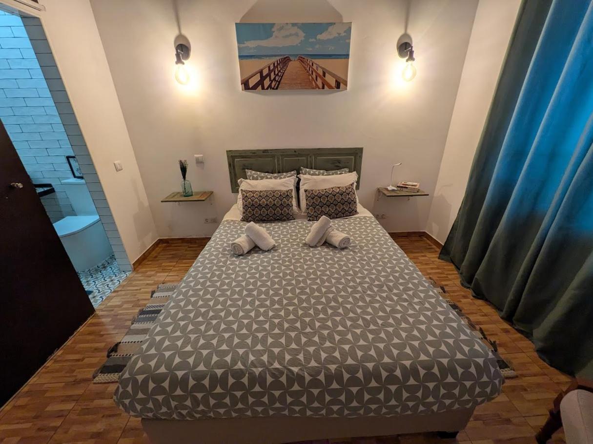 Double Room Private Bathroom