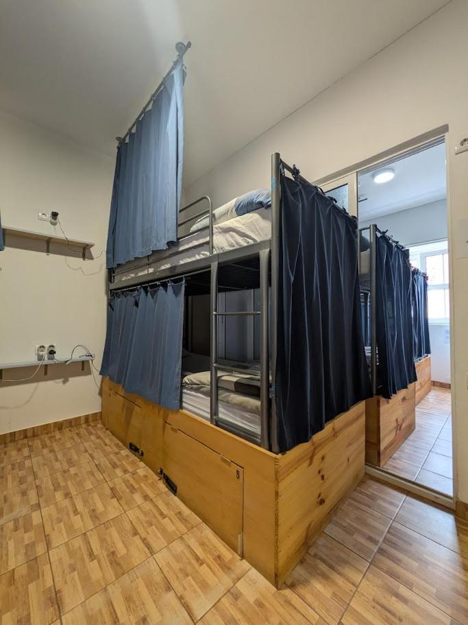 Bed 8-Bed Mixed Dormitory Room