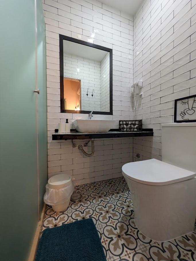 Double Room Private Bathroom