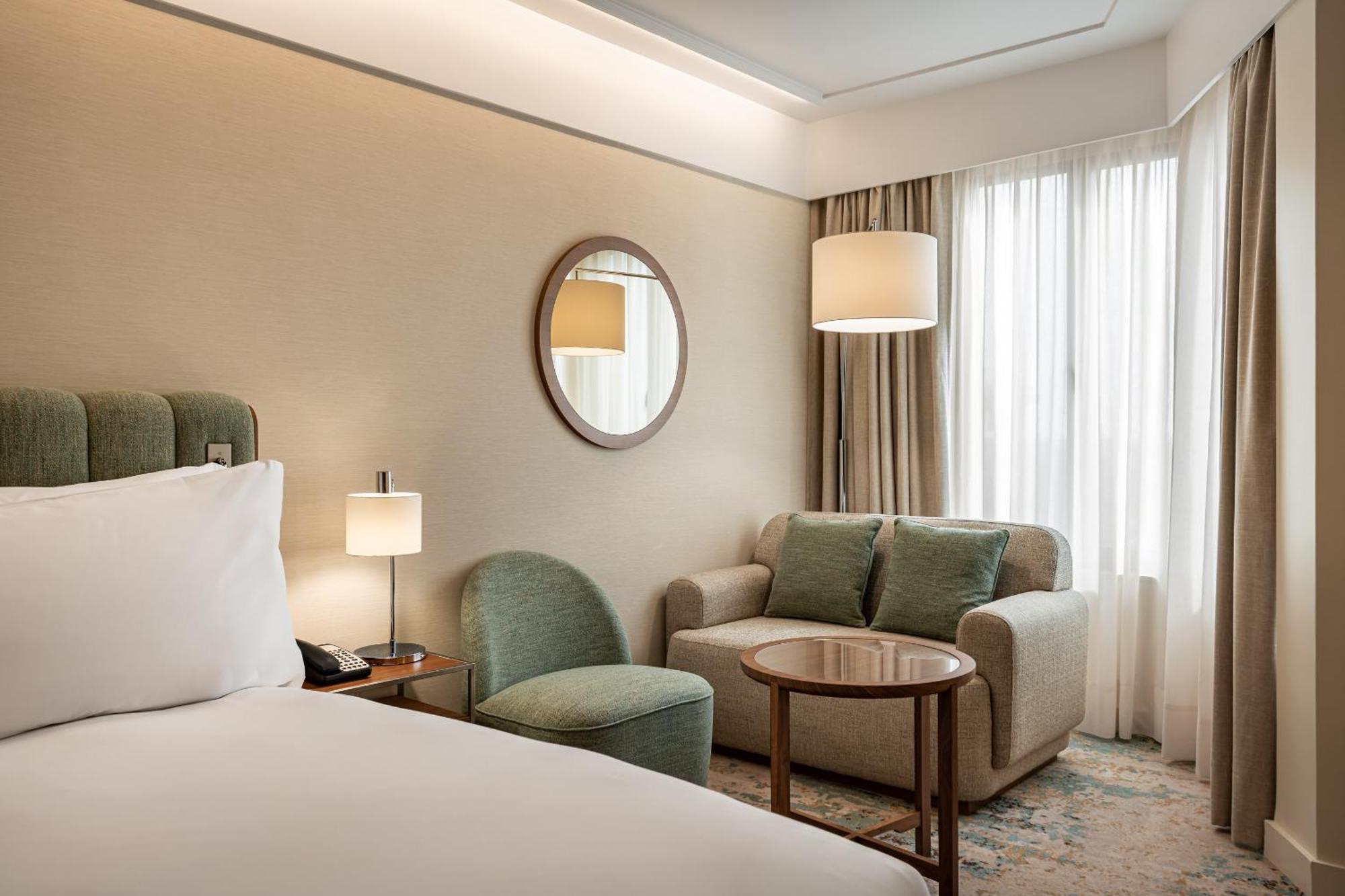 Premium Twin Room Lounge Access