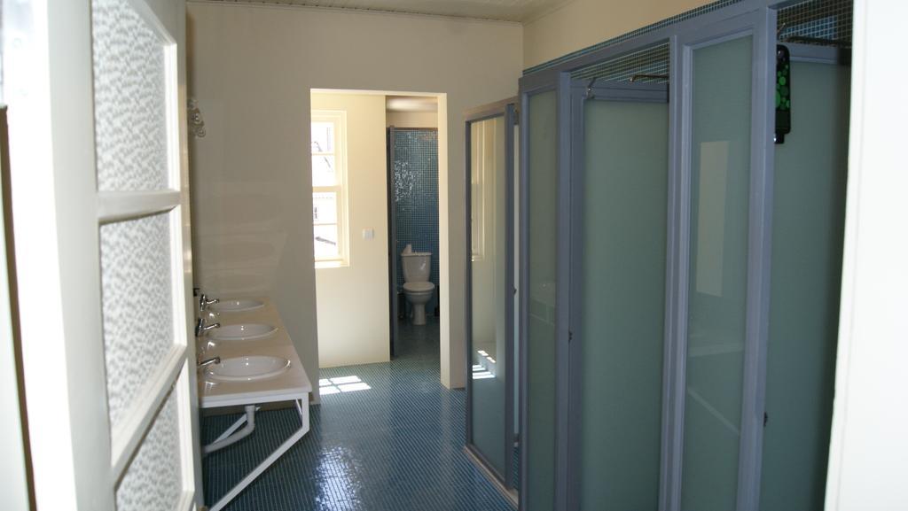 Quarto Familiar com Casa de Banho Partilhada