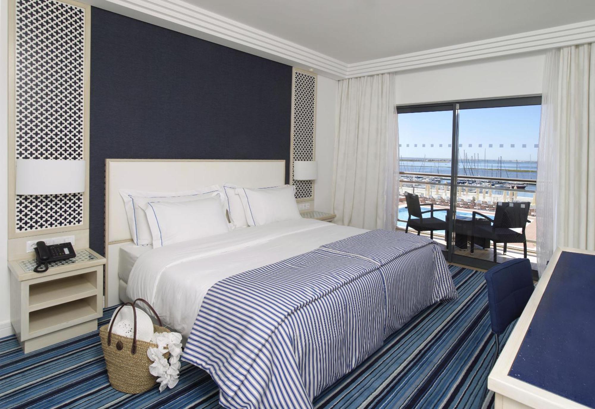 Standard Double or Twin Room with Sea View