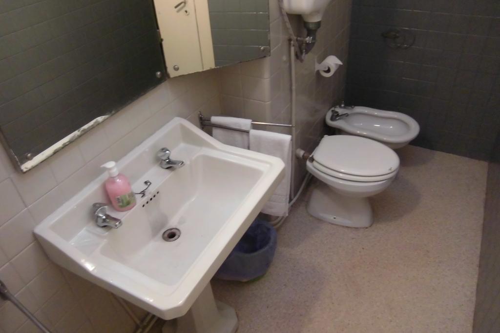 Triple Room with Bathroom
