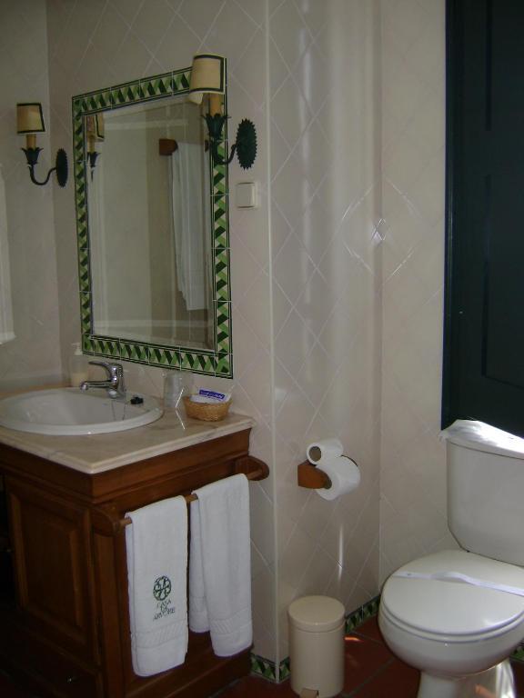 Quarto Twin com Vista Montanha