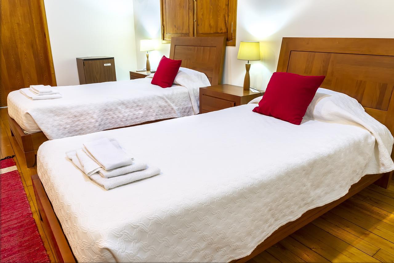 Quarto Familiar com Casa de Banho Privativa
