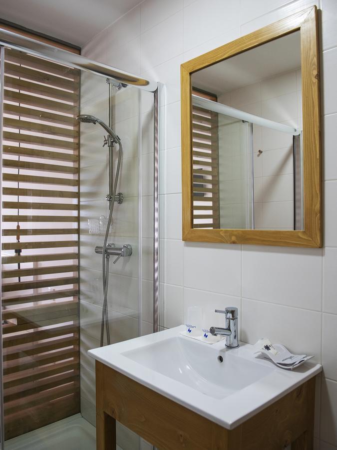 Double Room Private Bathroom