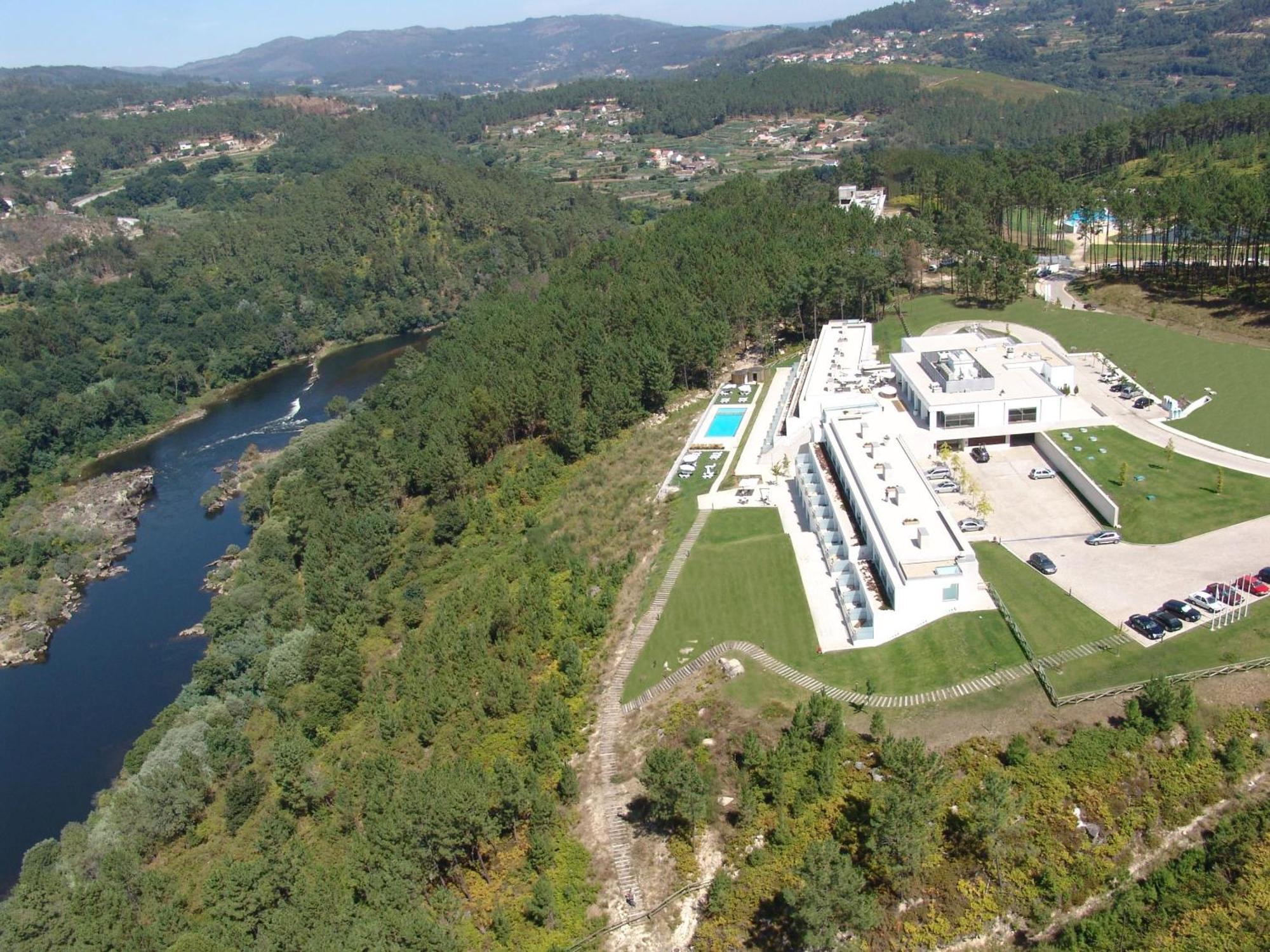 Quarto Duplo com Vista Montanha
