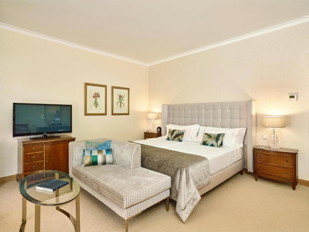 Premium Double Room Golf Wing